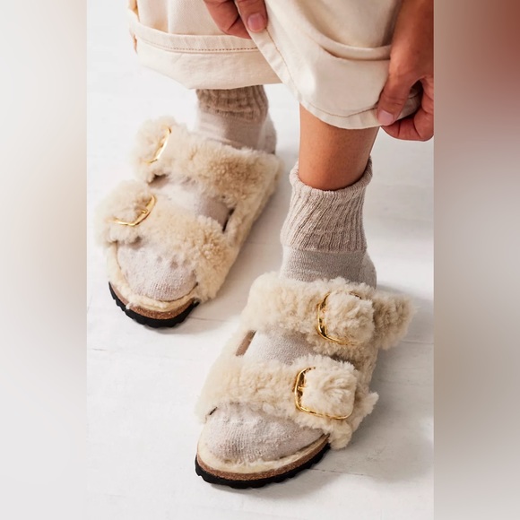 Birkenstock Shoes - Birkenstock Arizona Big Buckle sandals